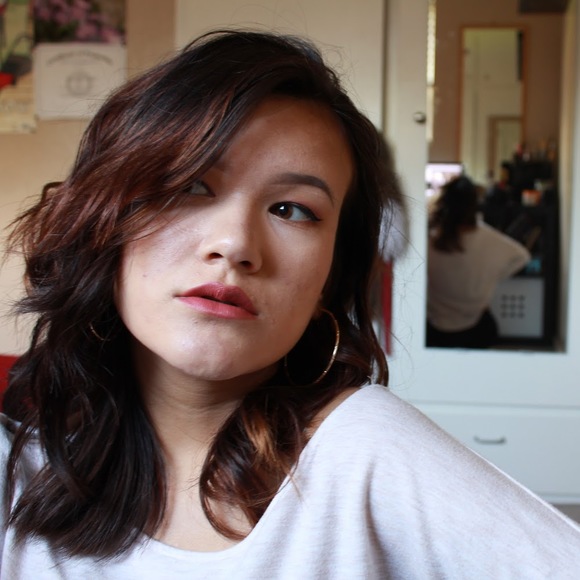 Meet your Posher, Desiree - Picture 1 of 1